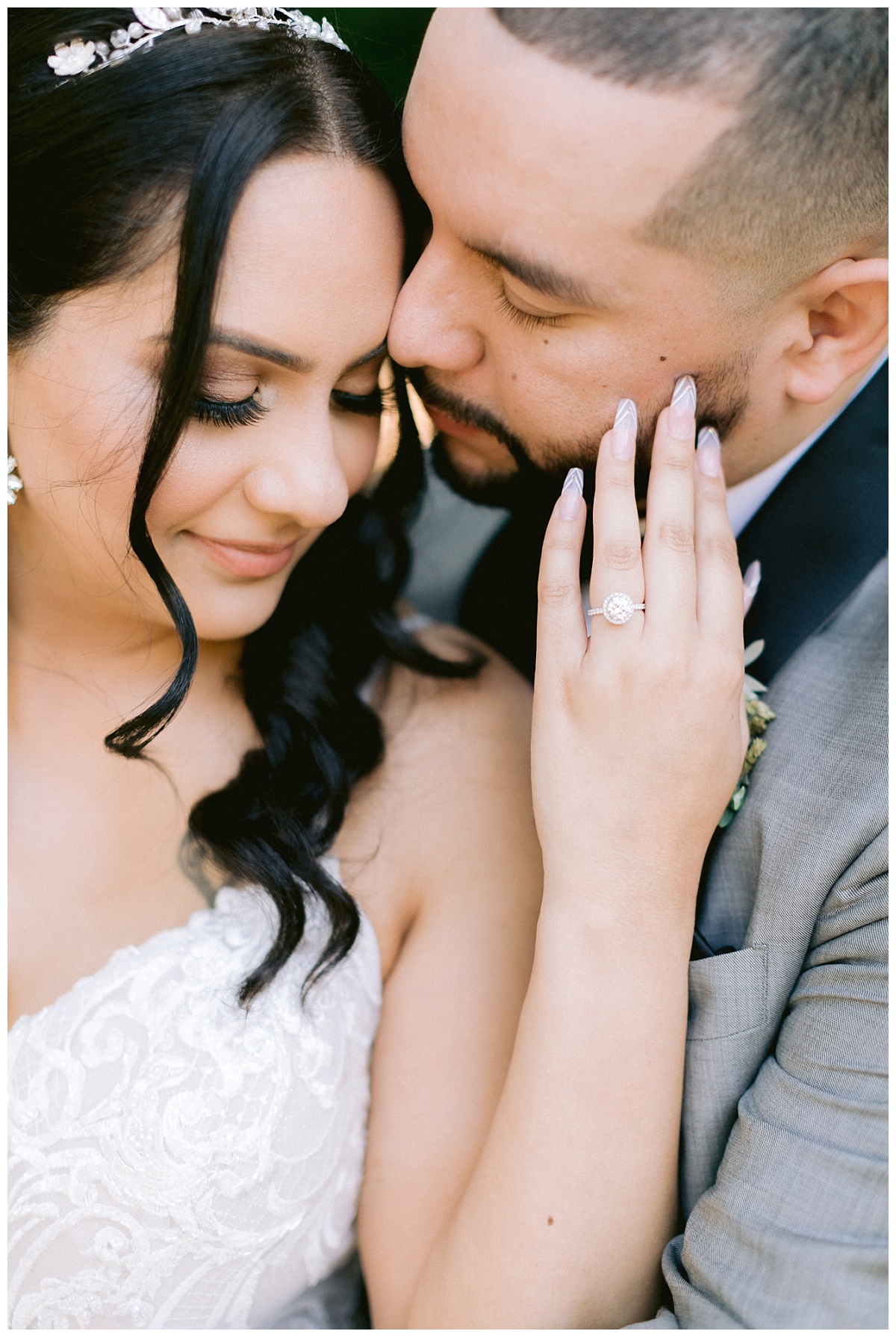 Liliana's engagement ring before the wedding ceremony