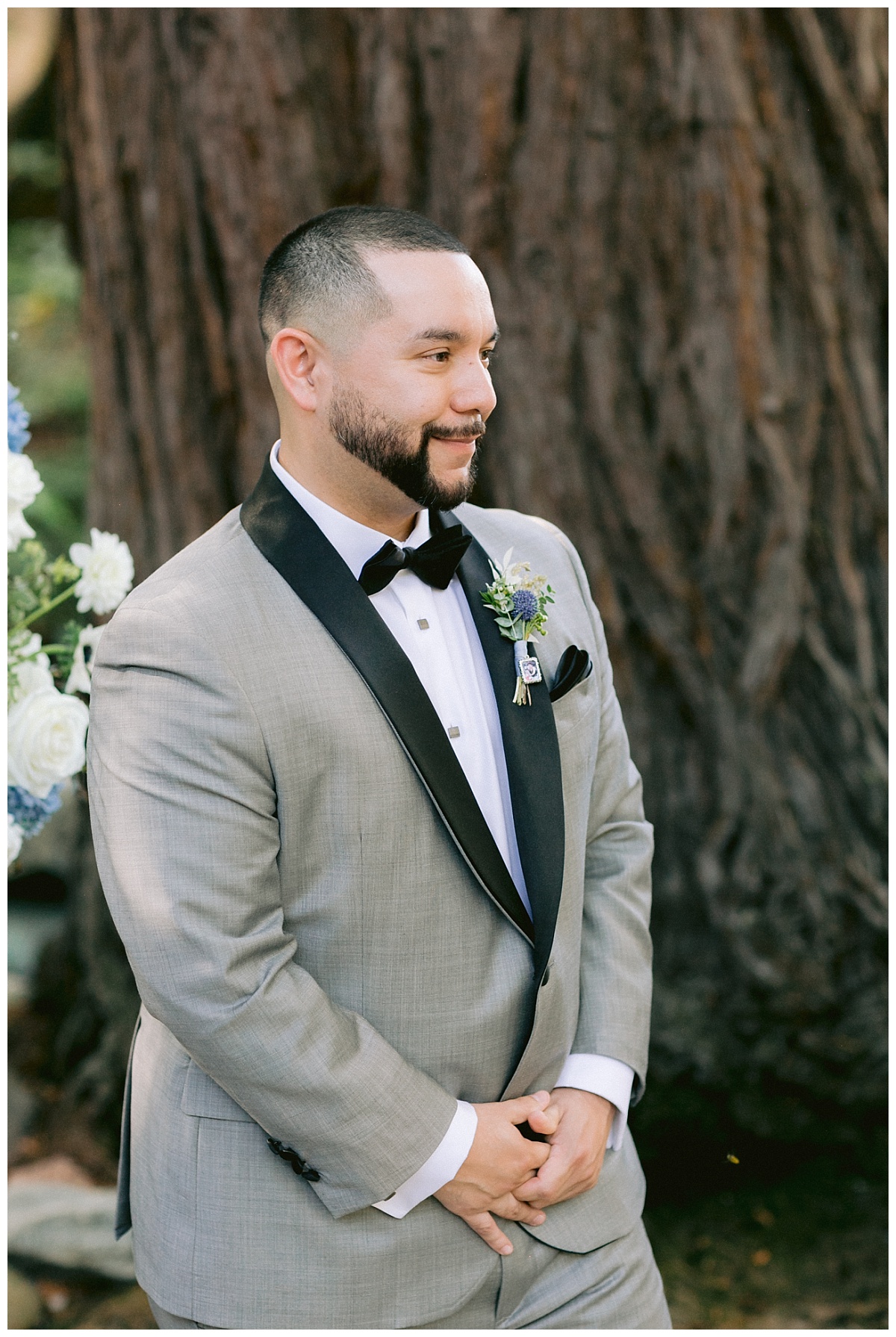 Cesar waiting for his bride at the altar