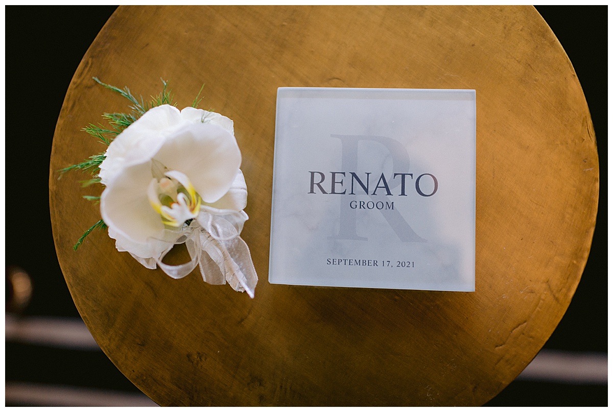 Renato's boutonniere