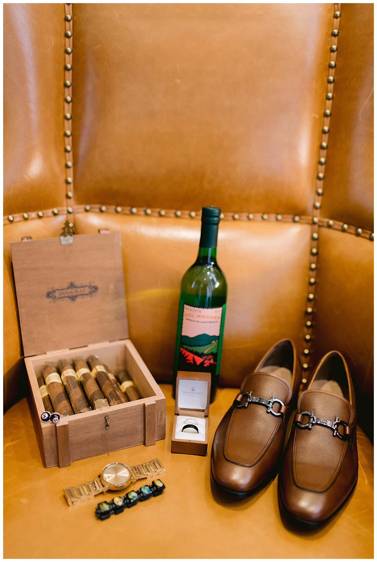 Renato's grooms accesoires, ring, and shoes