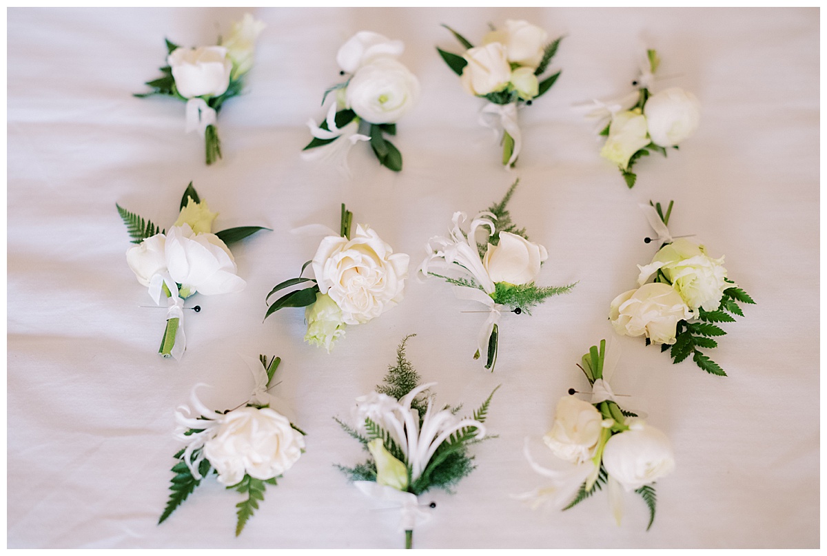 Boutonnieres for the Golden Gate Club wedding ceremony