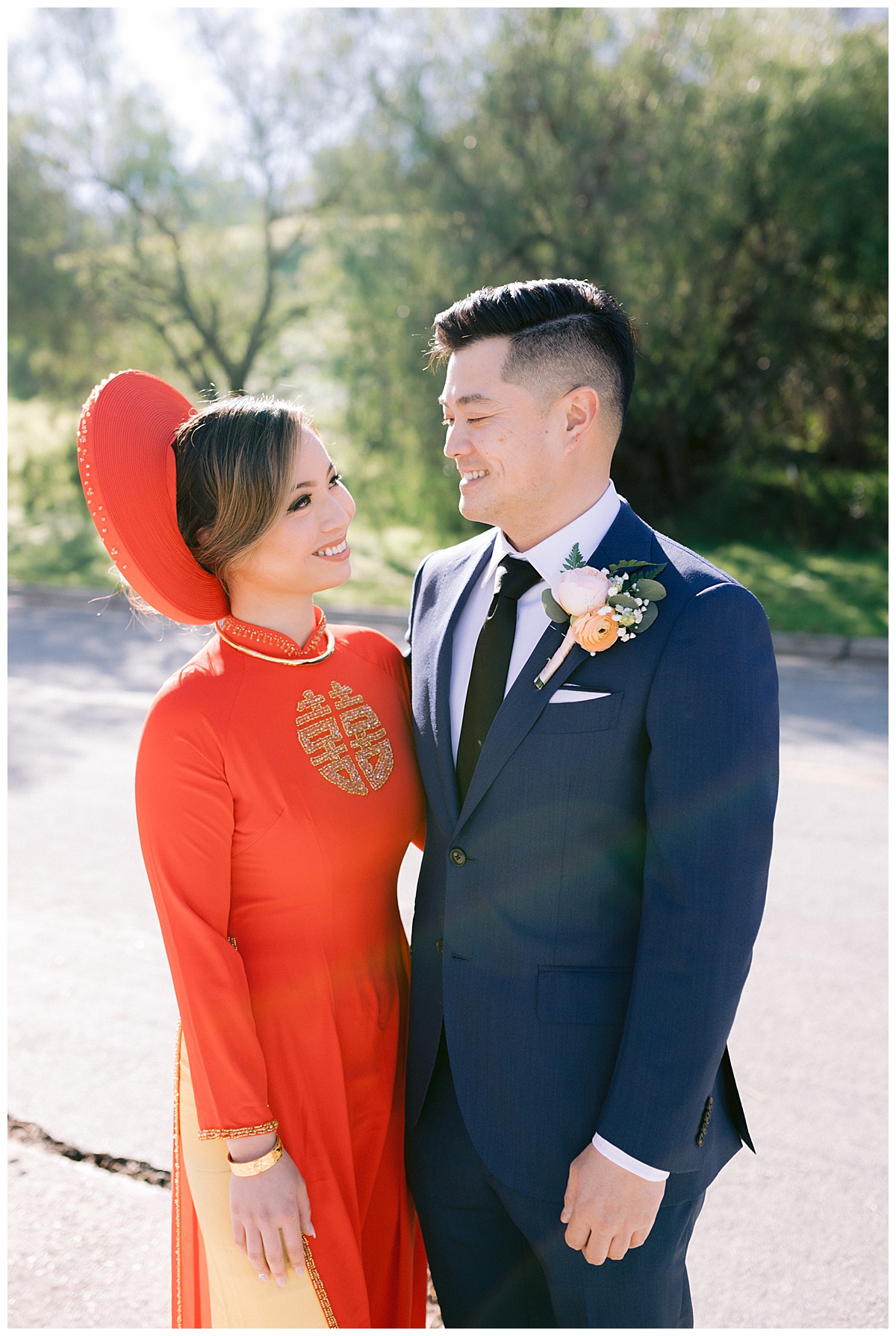 Portrait of Vivian and Edward before the tea ceremony