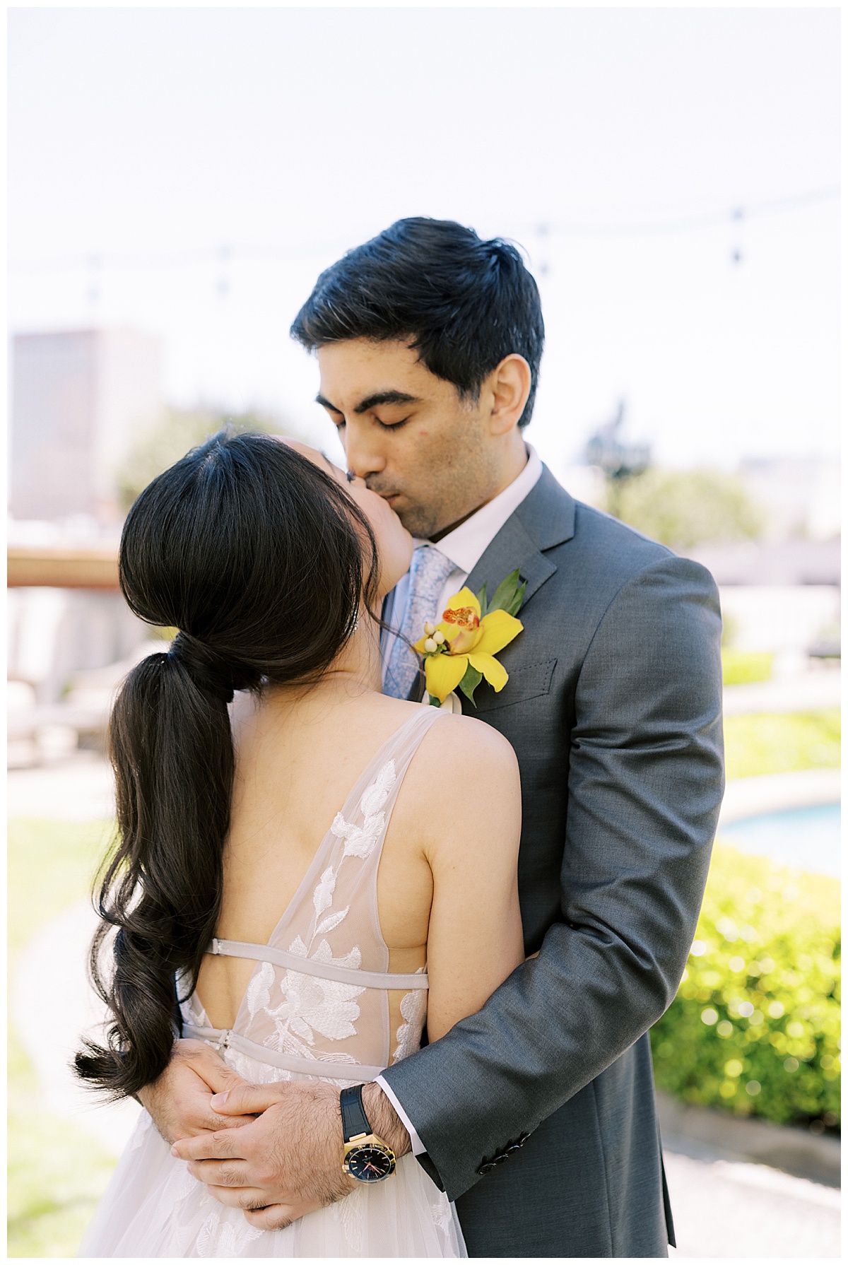 Mary and Ashir kiss after their first look