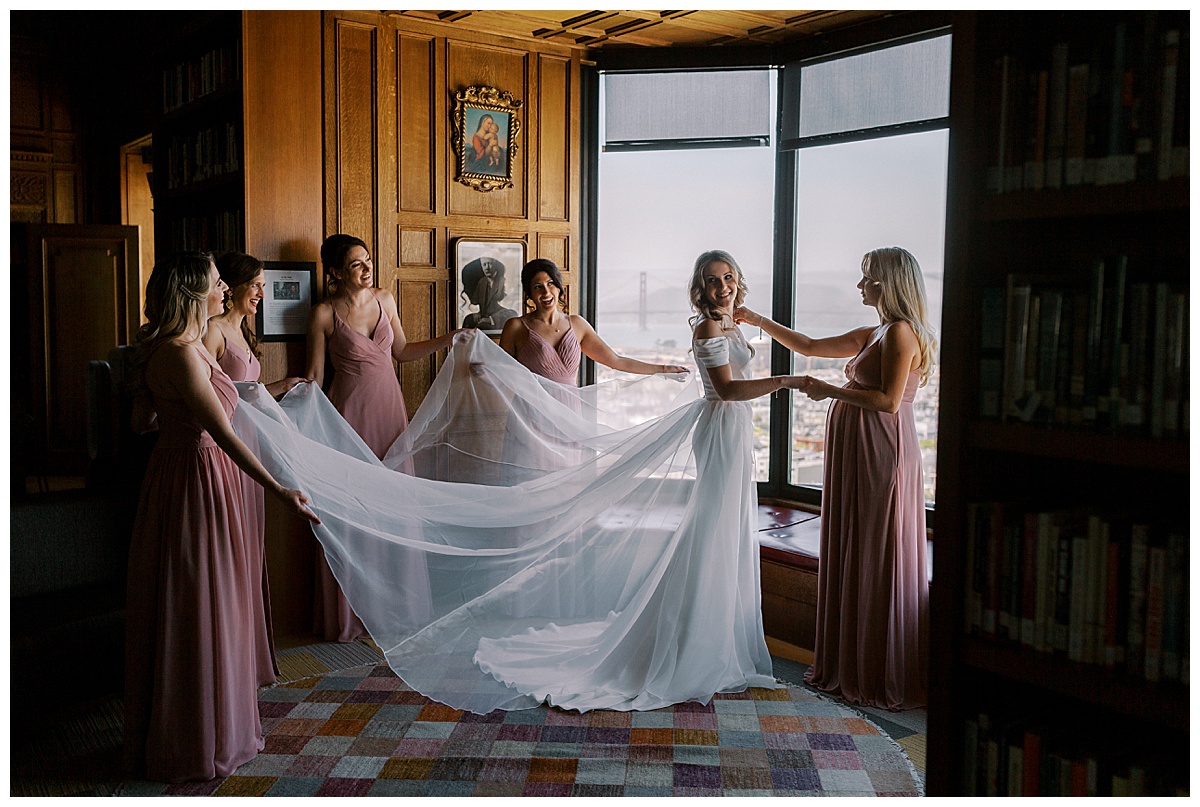 bride and bridesmaids at flood mansion