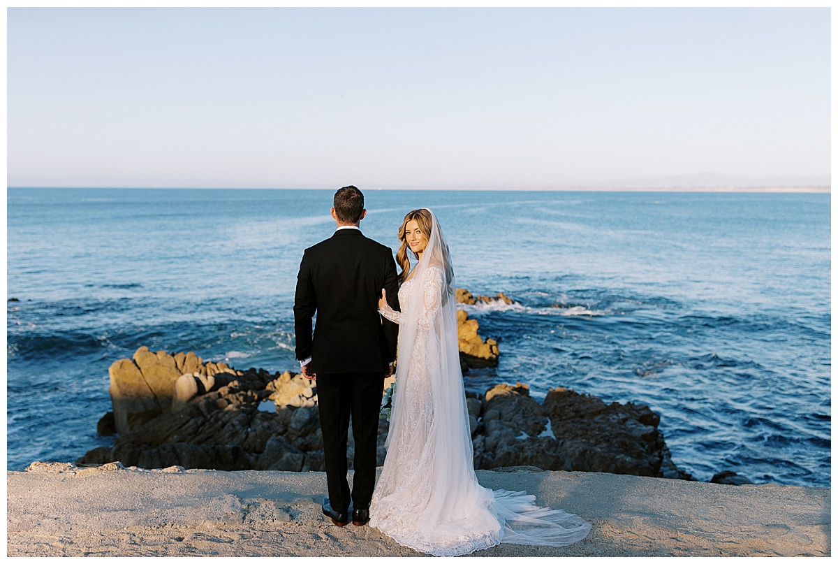 monterey-wedding-photography-couples-portrait-shoreline.jpg