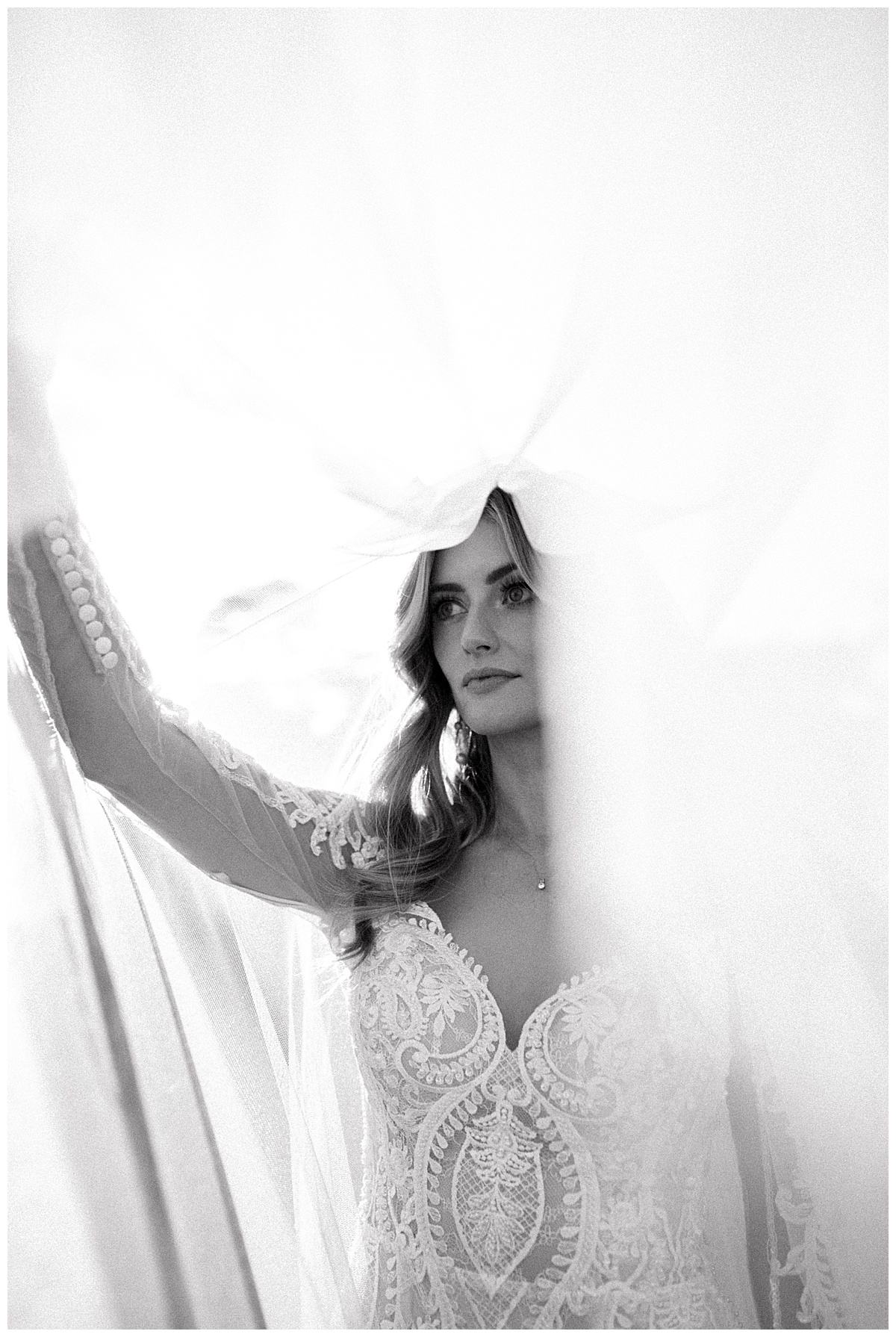 monterey-wedding-photography-seaside-bride-under-veil.jpg