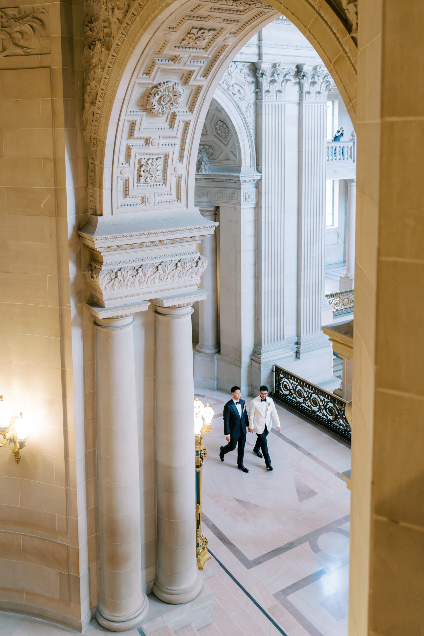 gay-couple-sf-city-hall-weddimg