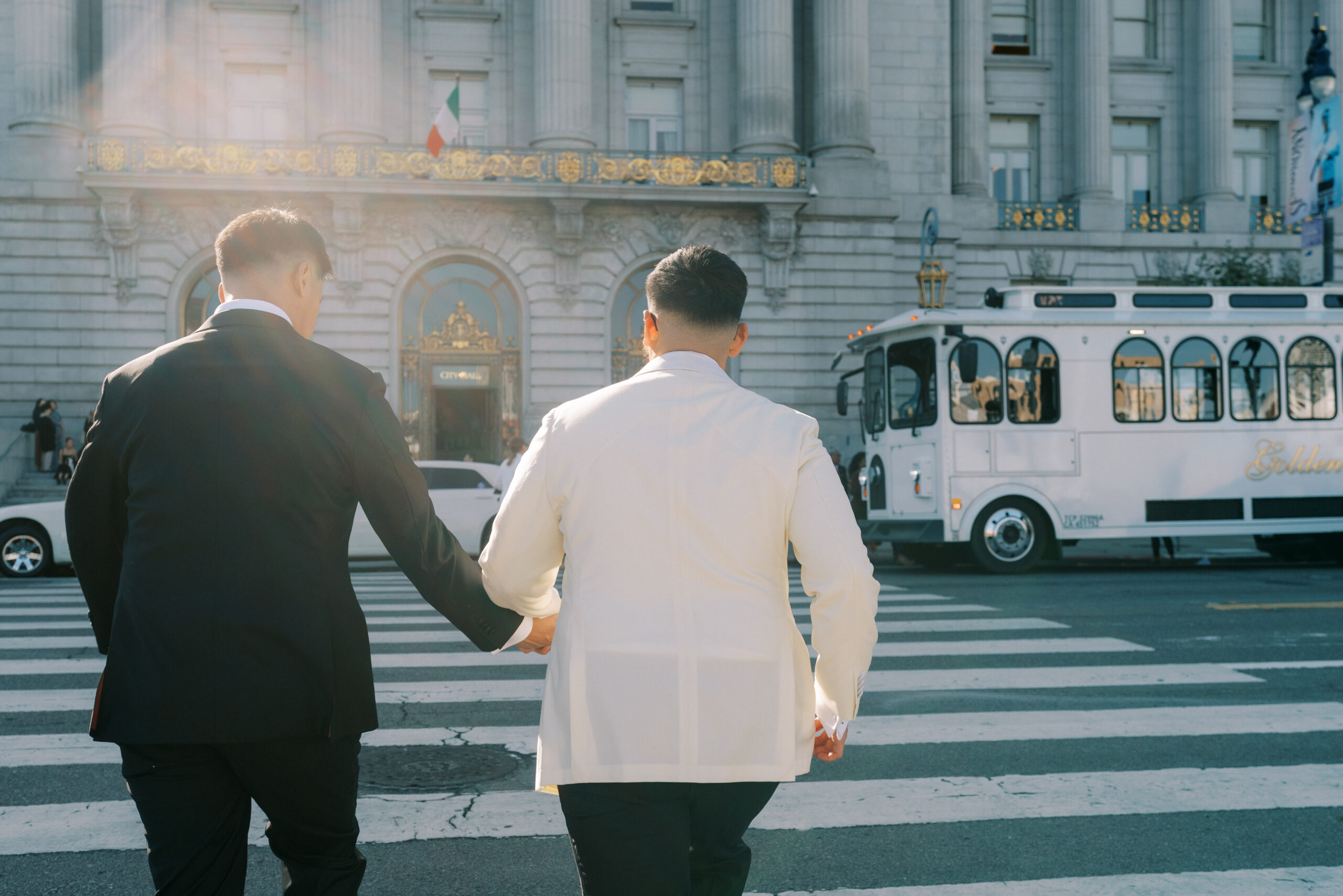 gay-couple-sf-city-hall-wedding-photo