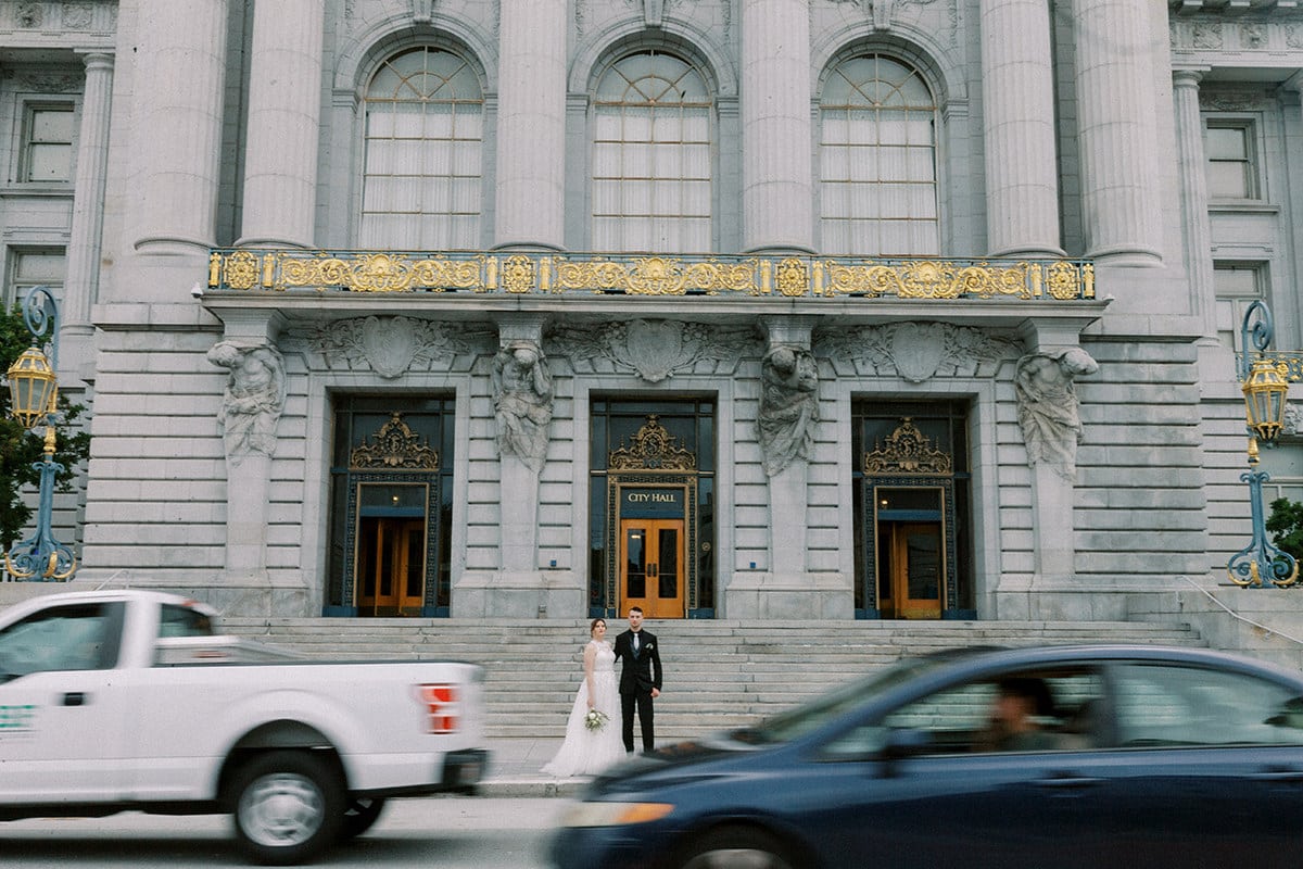 couple-photo-outside-sf-city-hall