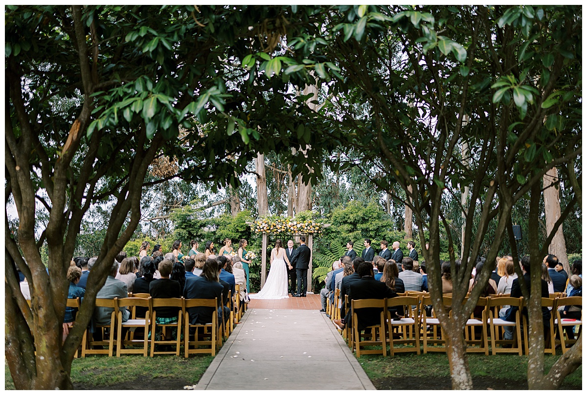 wide photo of ceremony space at golden gate club