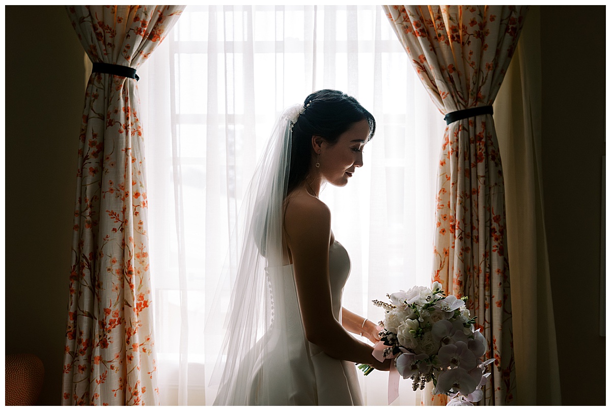 bridal portrait in the bridal suite at the Olympic club