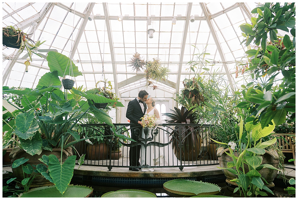 sf-conservatory-of-flowers-wedding-photos_0034.jpg