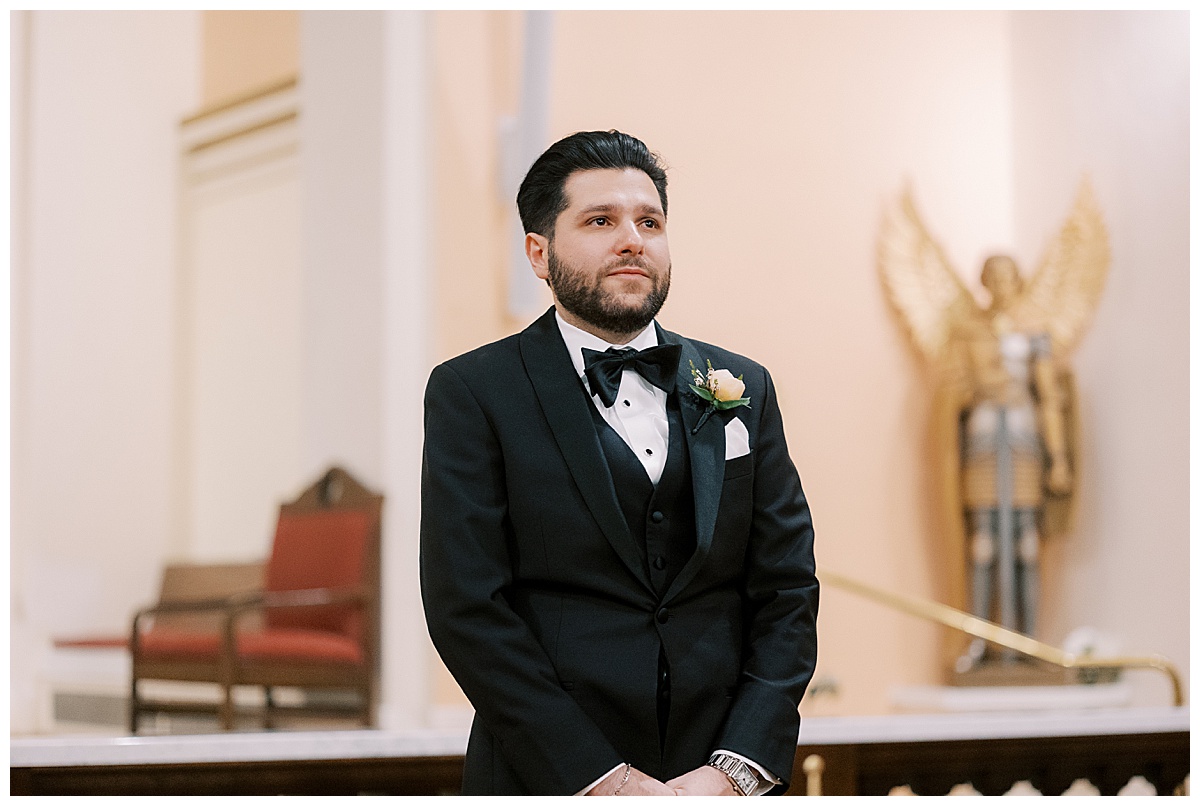 St-Michael-Catholic-Church-wedding-photos_0021.jpg