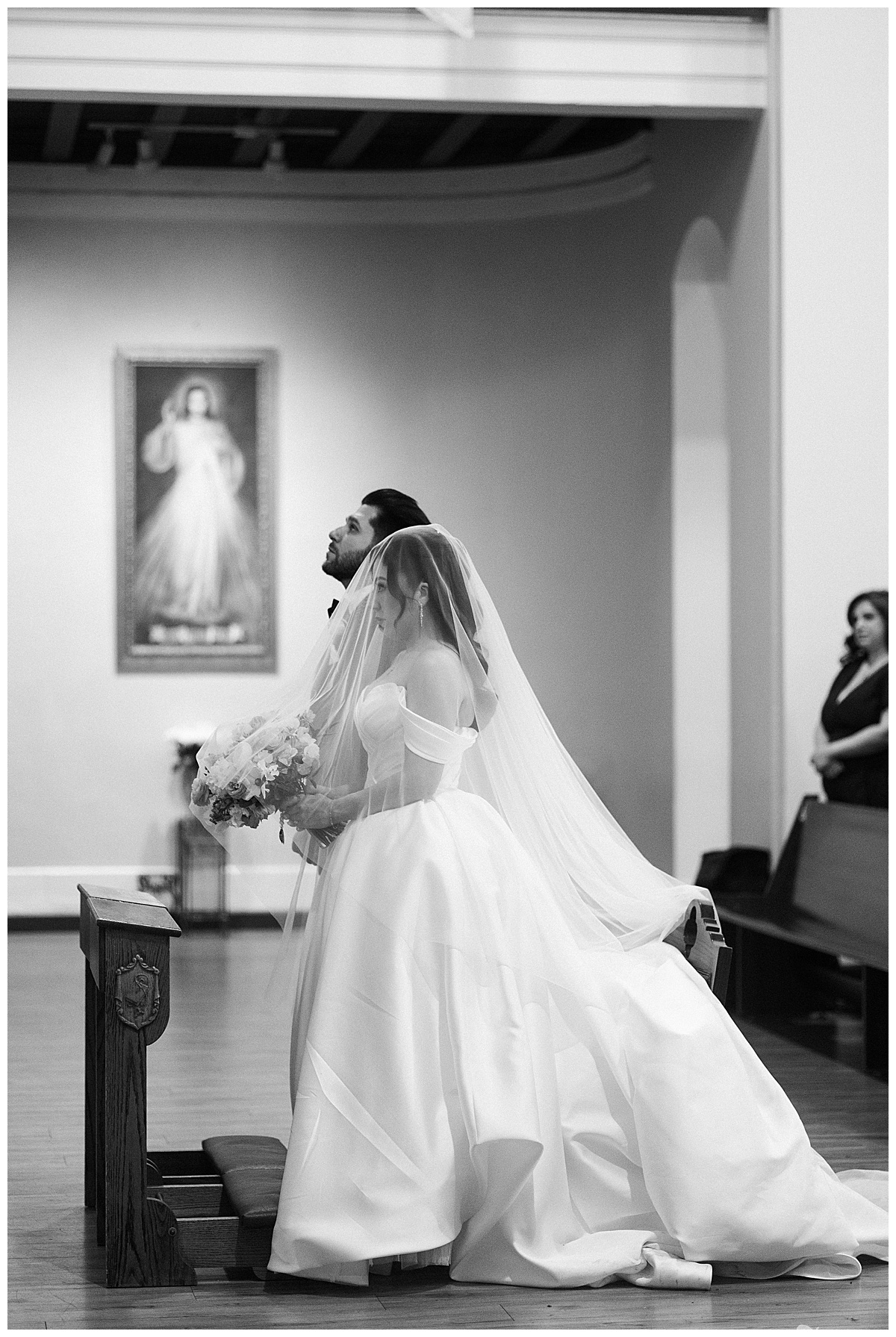 St-Michael-Catholic-Church-wedding-photos_0023.jpg