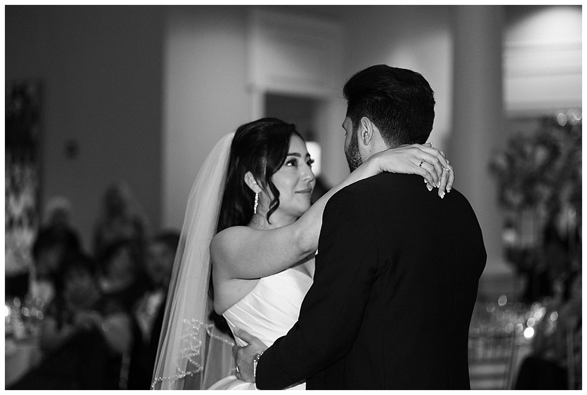 St-Michael-Catholic-Church-wedding-photos_0087.jpg