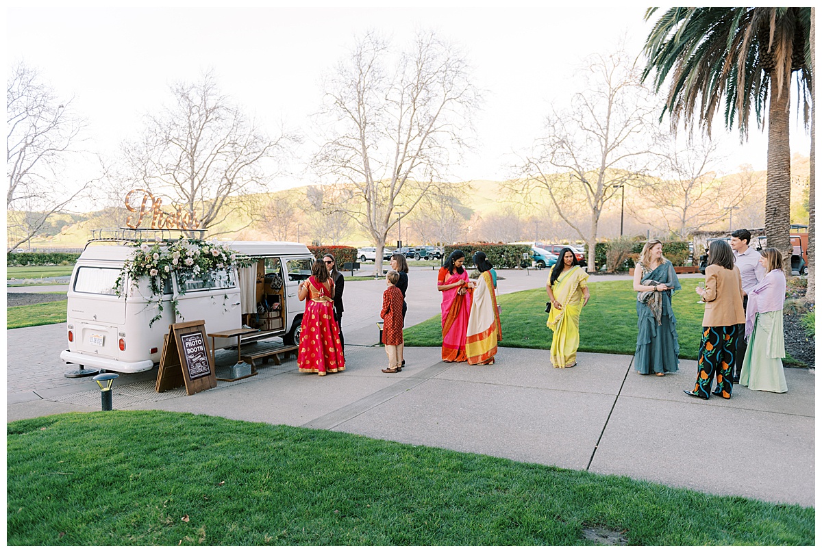 cocktail hour at wente vineyards