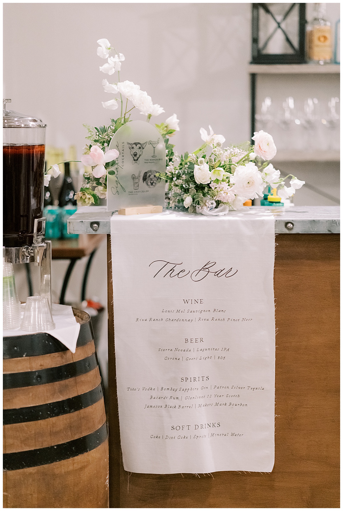 bar at reception at wente vineyards
