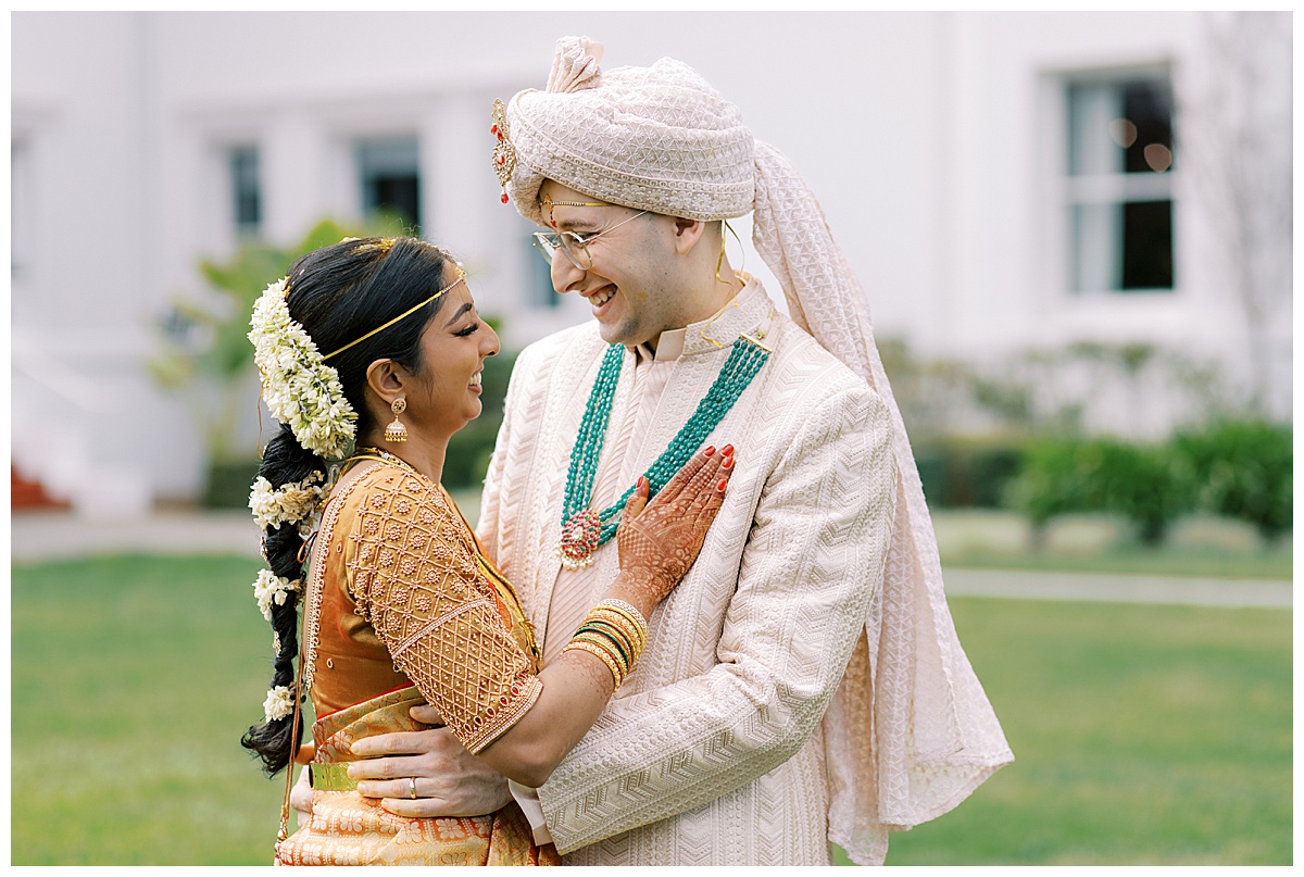 Bay Area Indian Wedding Photographer Apollo Fotografie's image of a bride and groom.