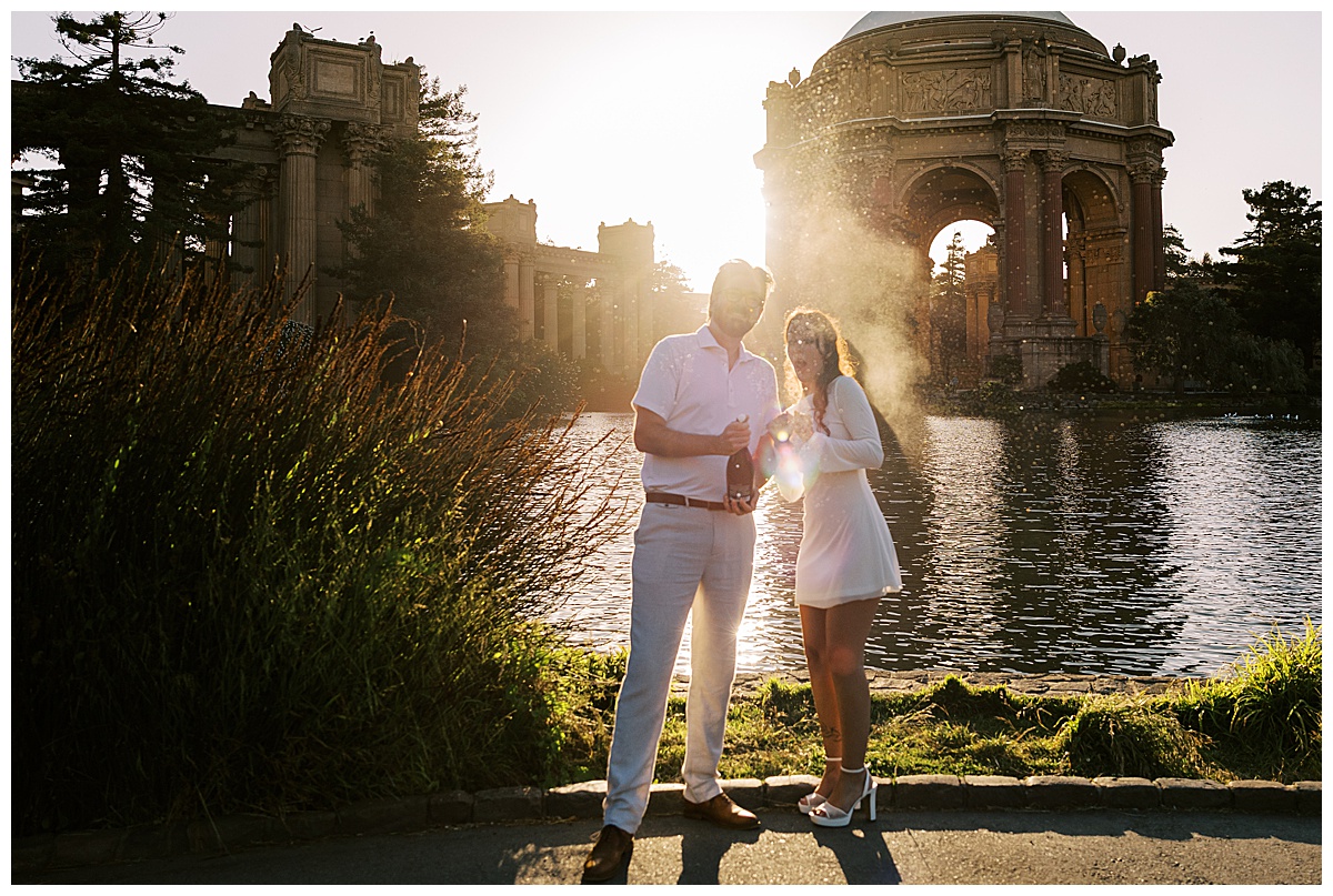 palace-of-fine-arts-engagement-photos-apollo-fotografie_0031.jpg
