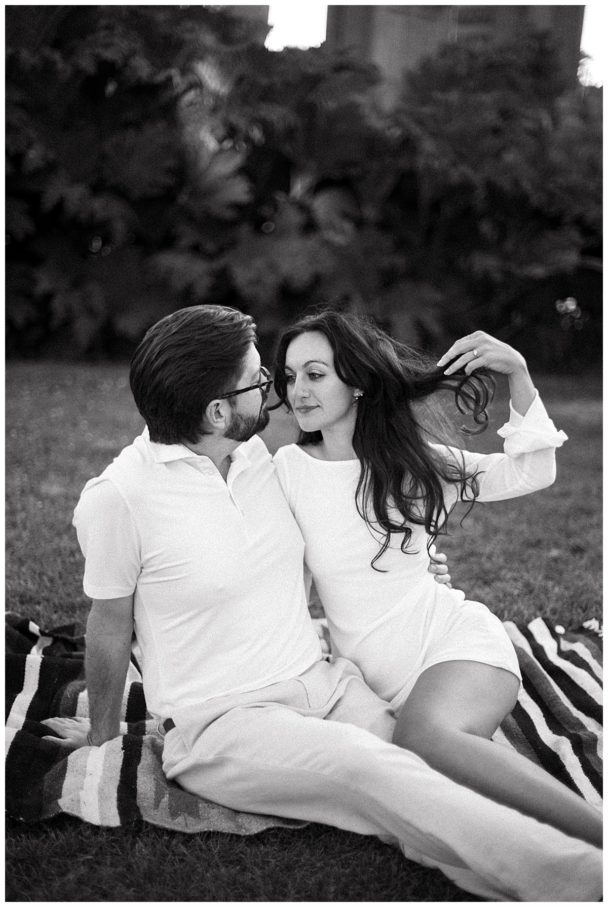 palace-of-fine-arts-engagement-photos-apollo-fotografie_0043.jpg